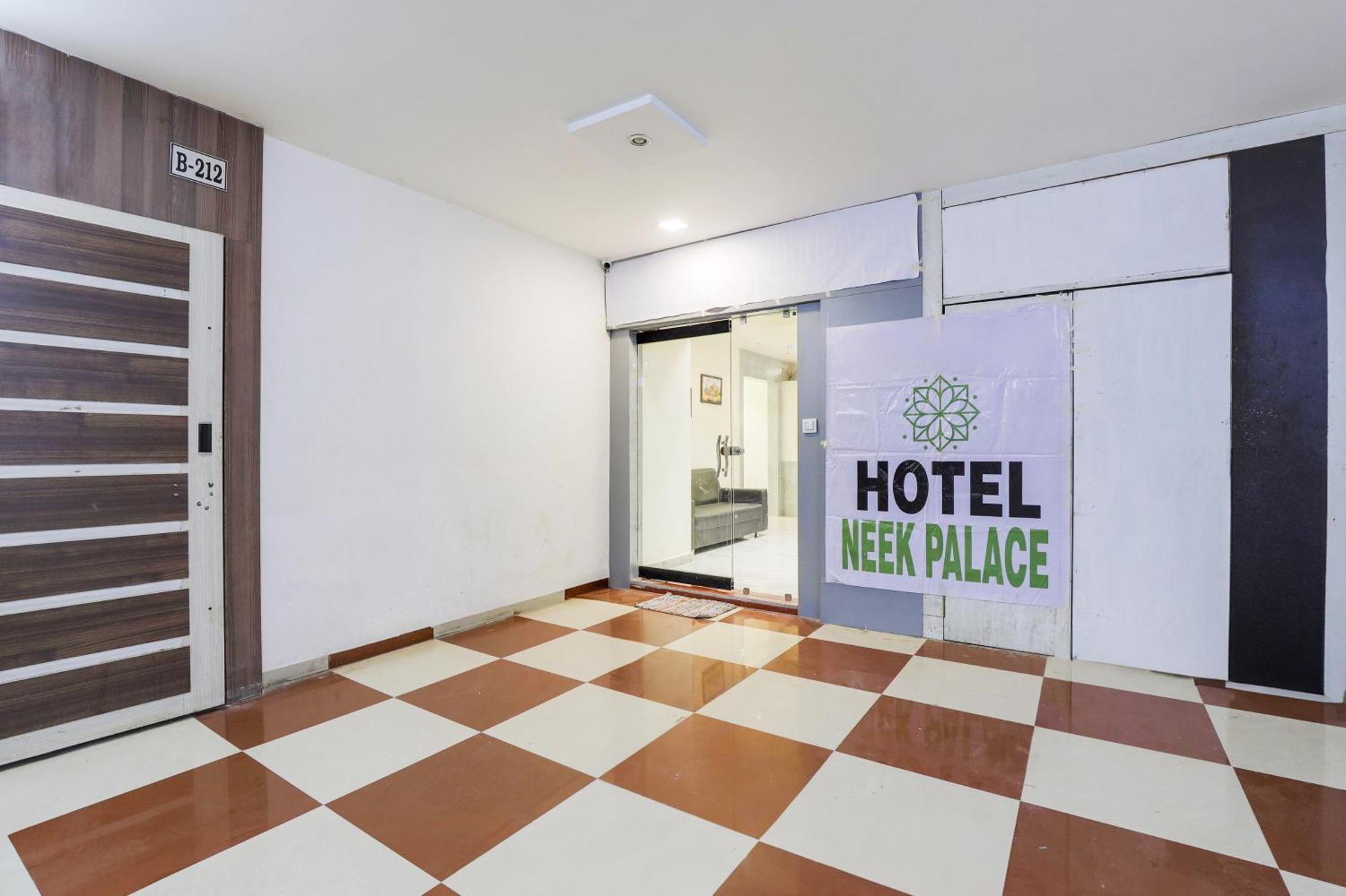 Hotel O Neek Palace Amhedabad Dış mekan fotoğraf